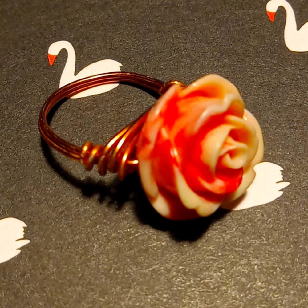 Pink wire ring. Size 8